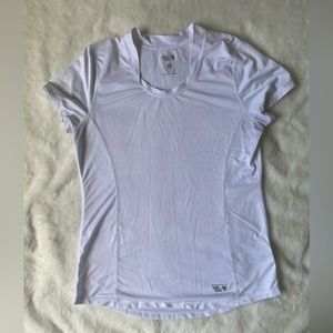 Mountain hardwear white size L active top